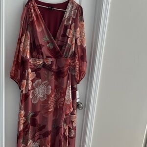 Floral Wrap Midi Dress in Burgundy
